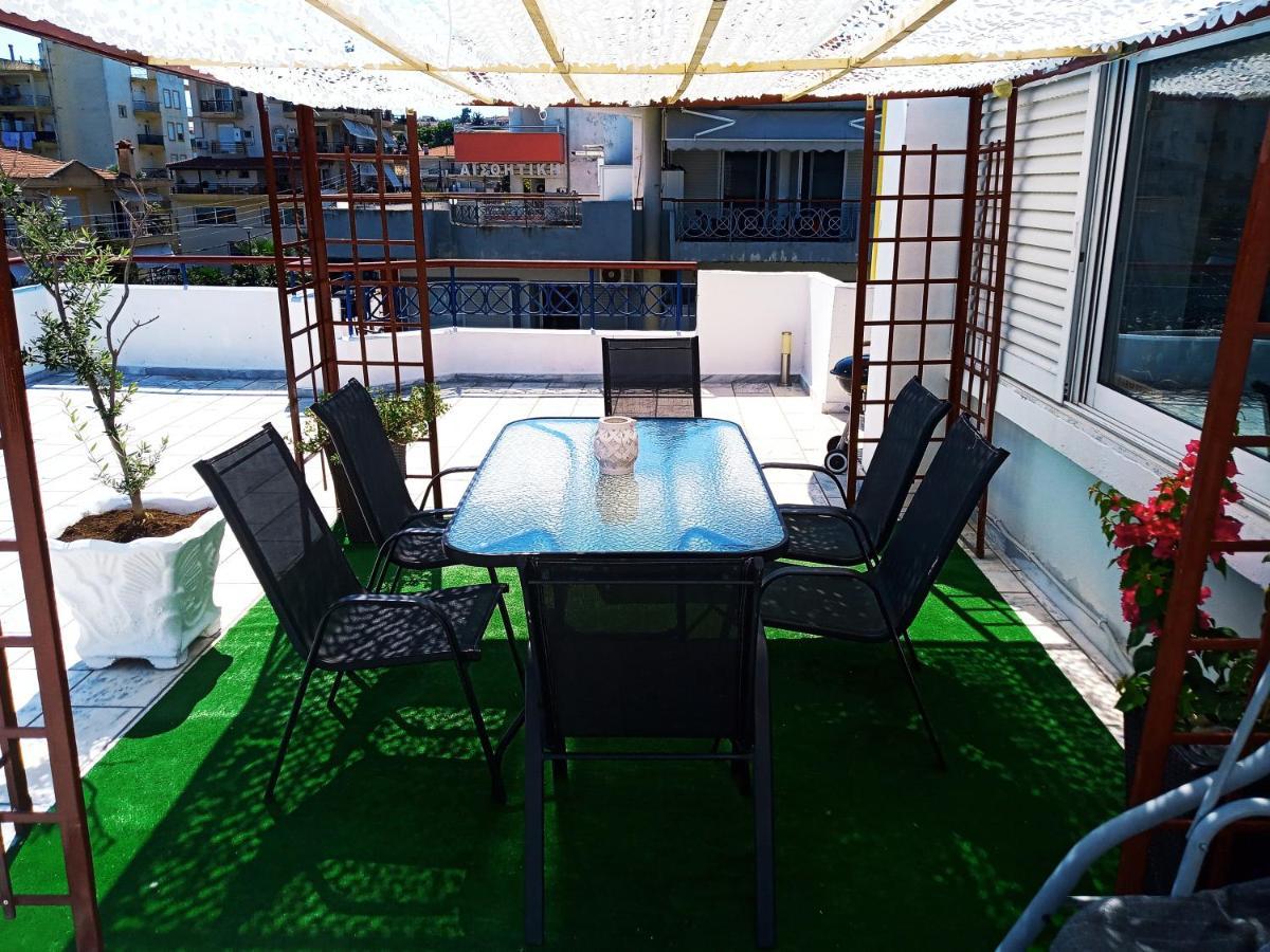 Golden Sky 1 Apartment Peraia  Luaran gambar