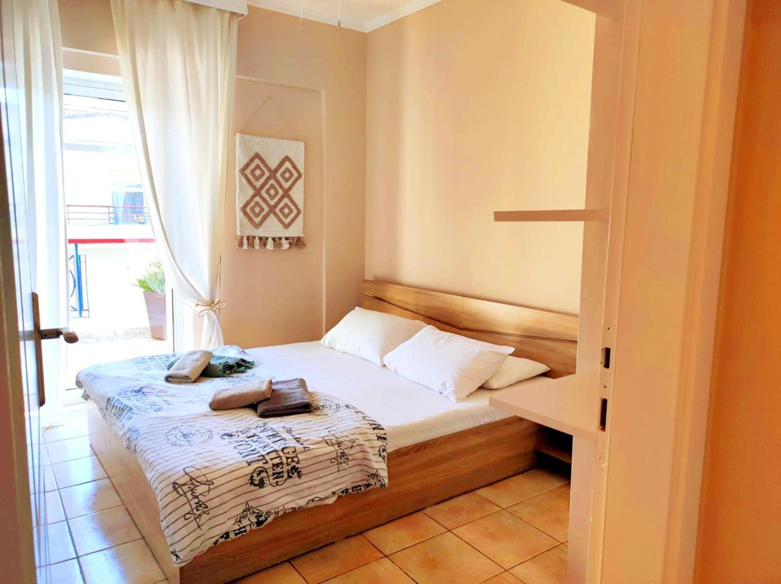 Golden Sky 1 Apartment Peraia  Luaran gambar